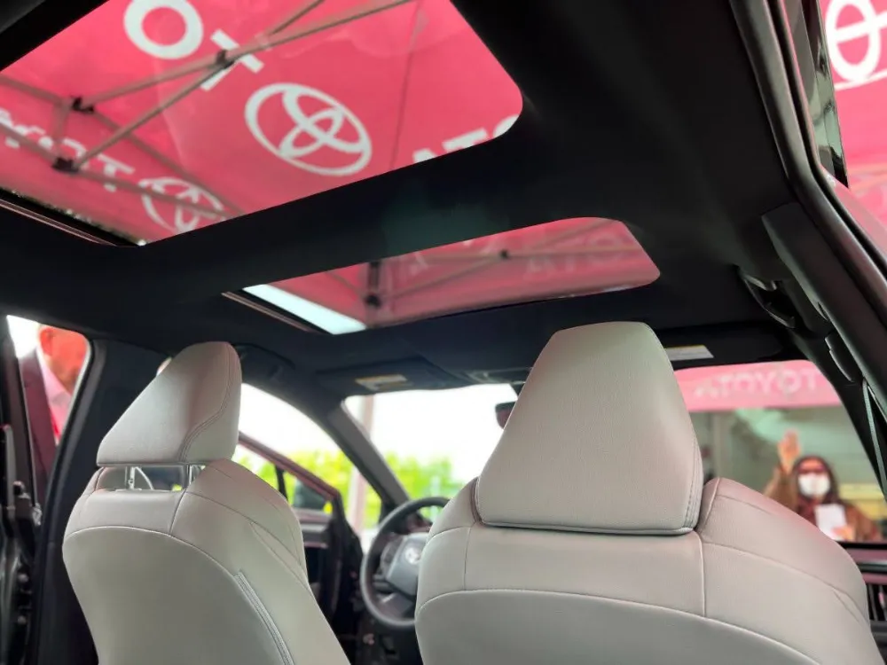 2023 Toyota bZ4X XLE Tech in Heavy Metal 15